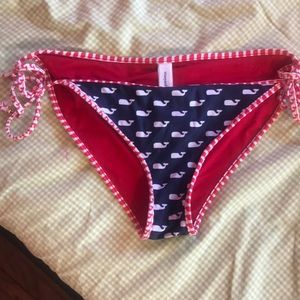 Vineyard vines bottoms